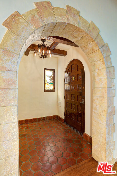 MLS #25557801 image #5