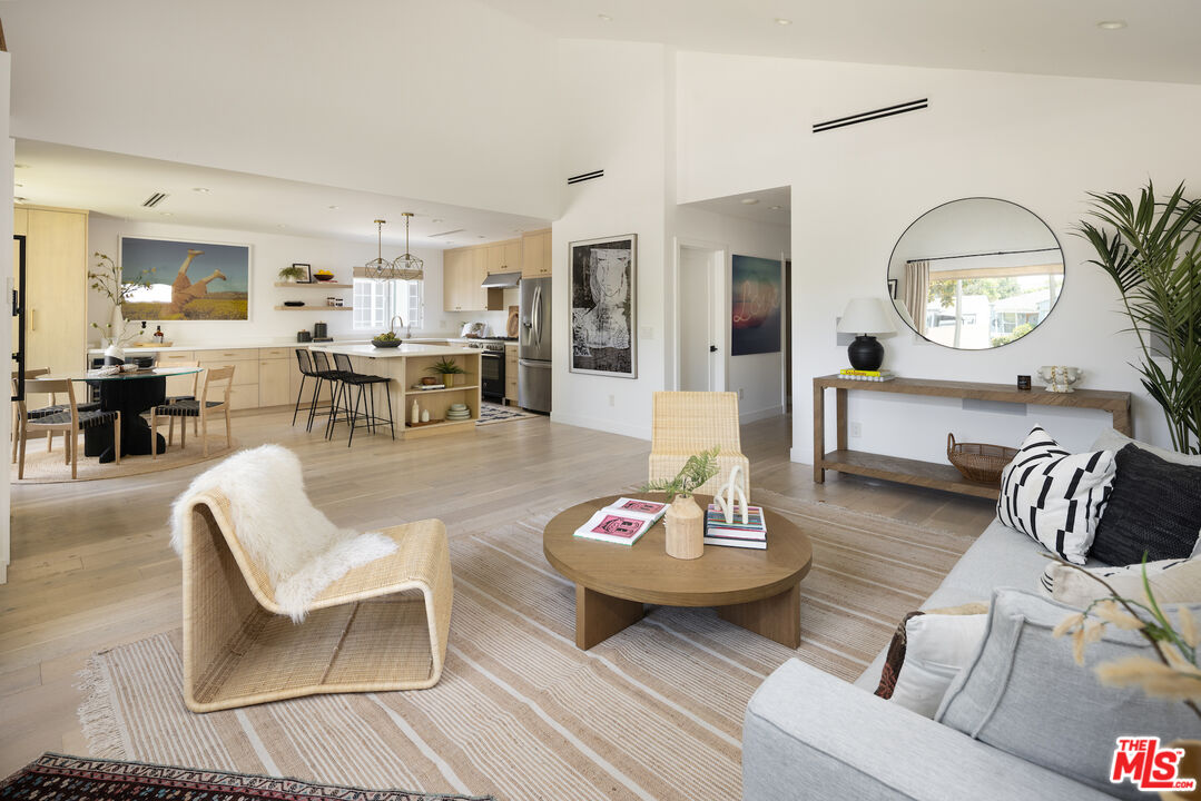 MLS #25557869 image #9