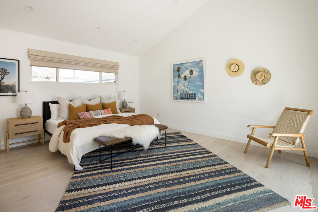 MLS #25557869 image #20