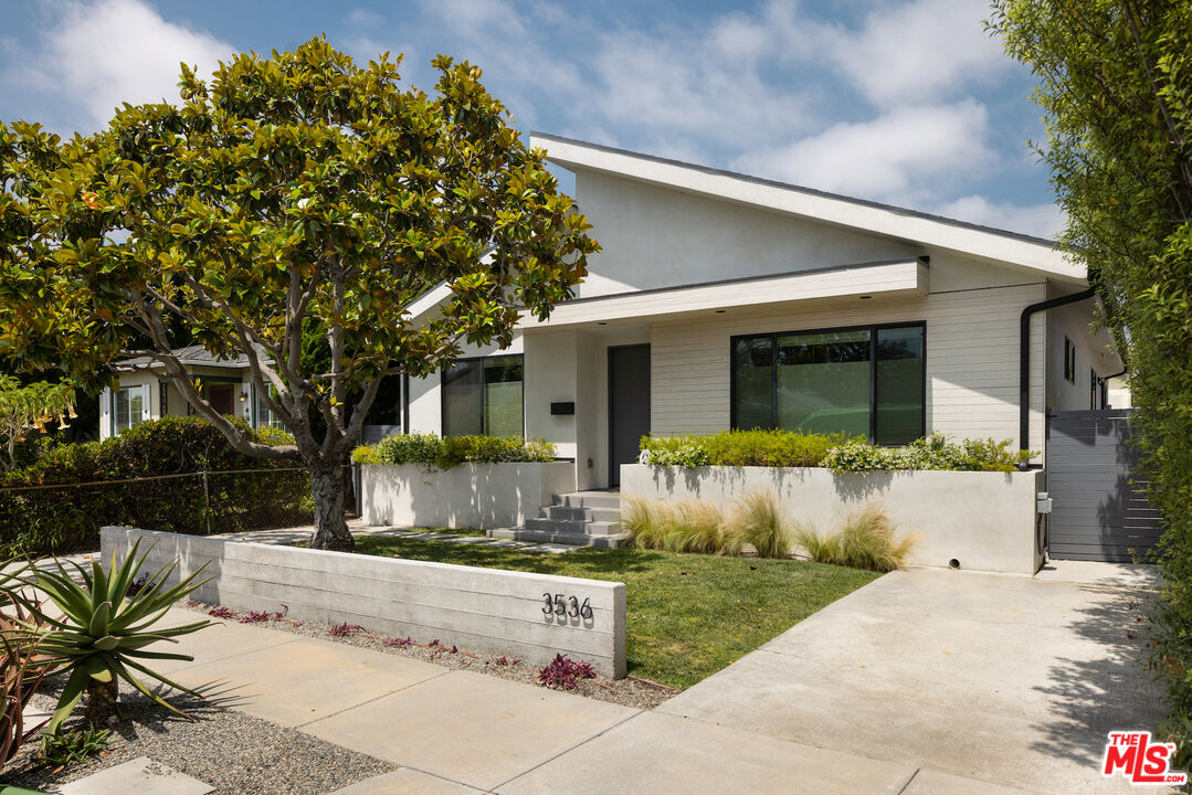 MLS #25557869 image #2