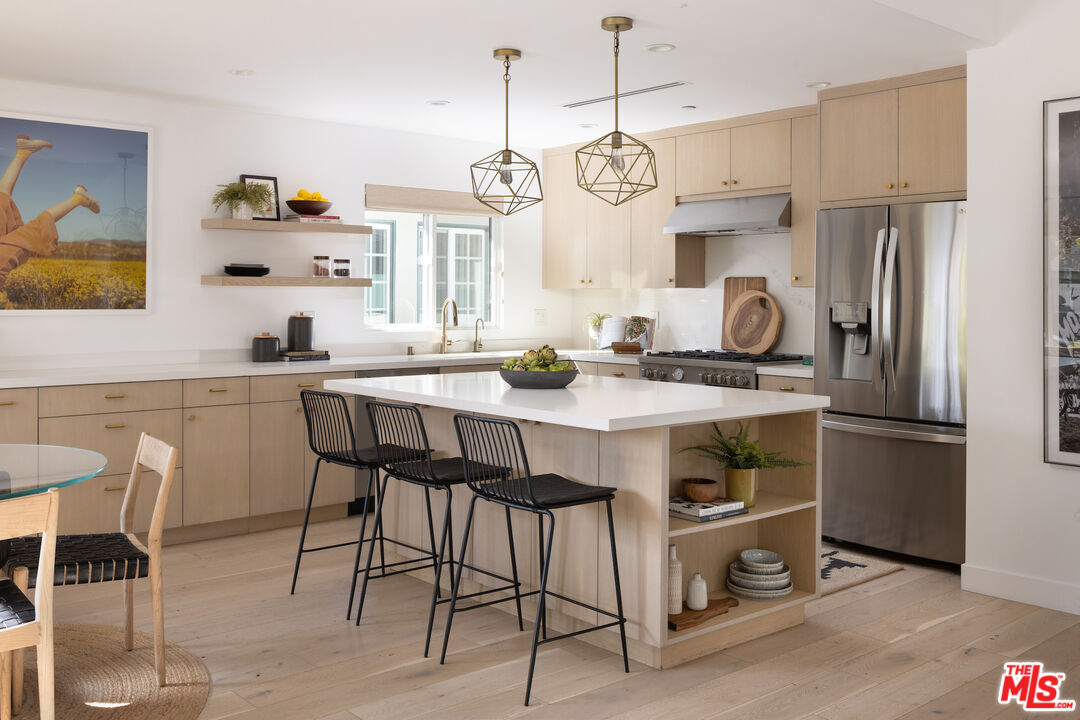 MLS #25557869 image #3