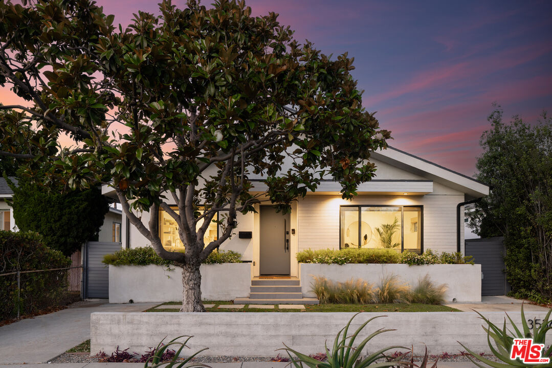 MLS #25557869 image #0