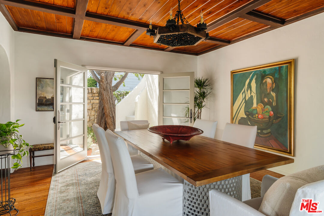 MLS #25558609 image #16