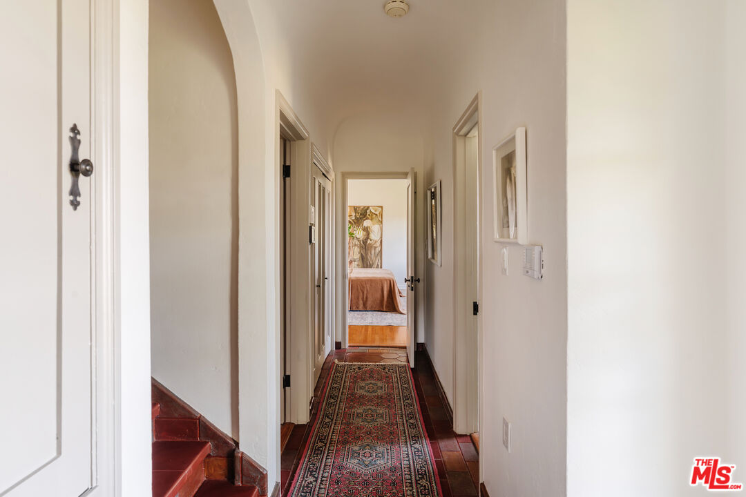 MLS #25558609 image #30