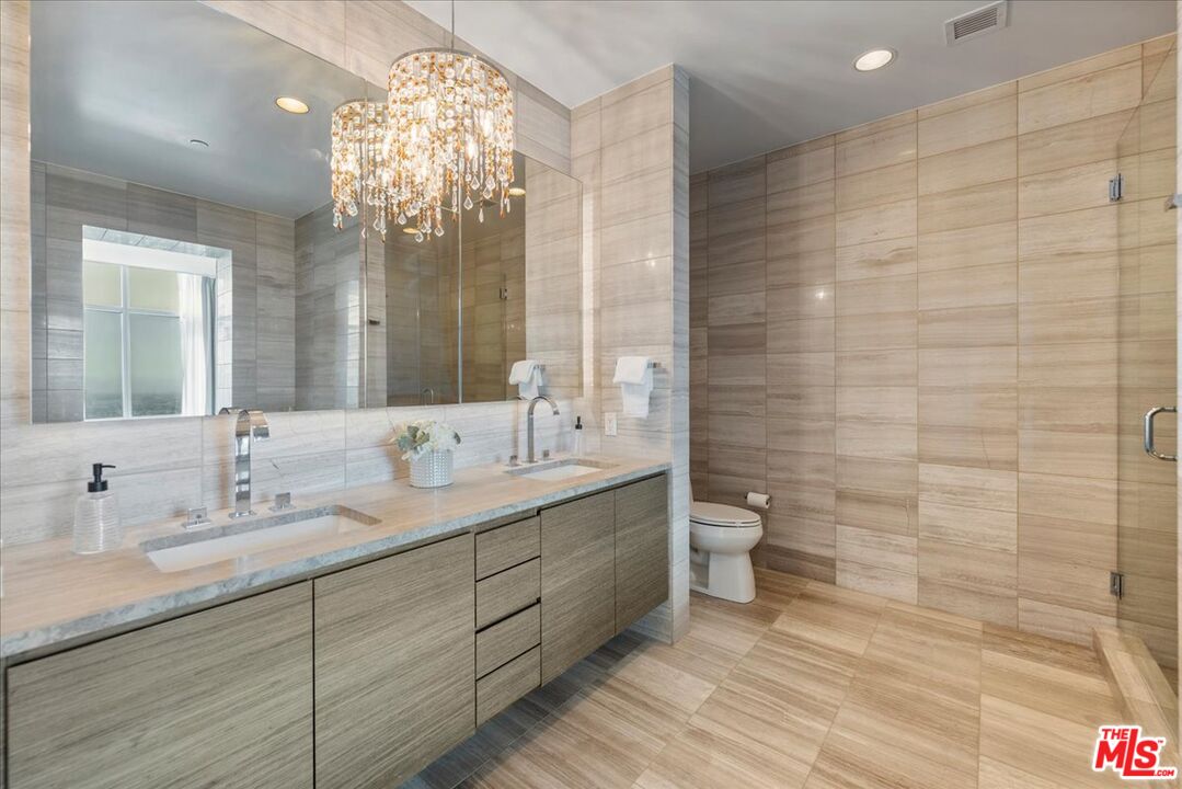 MLS #25558713 image #20