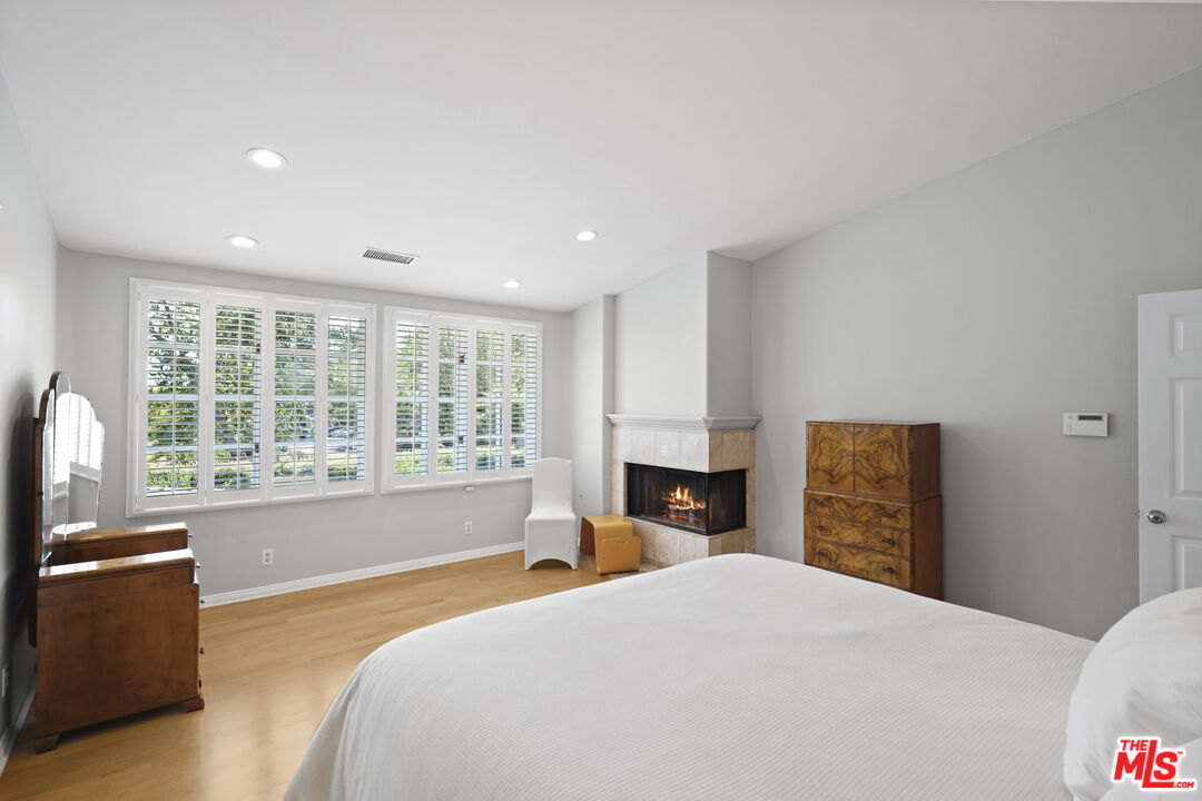 MLS #25559067 image #14