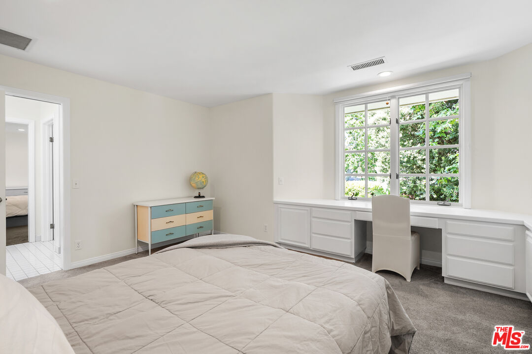 MLS #25559067 image #19