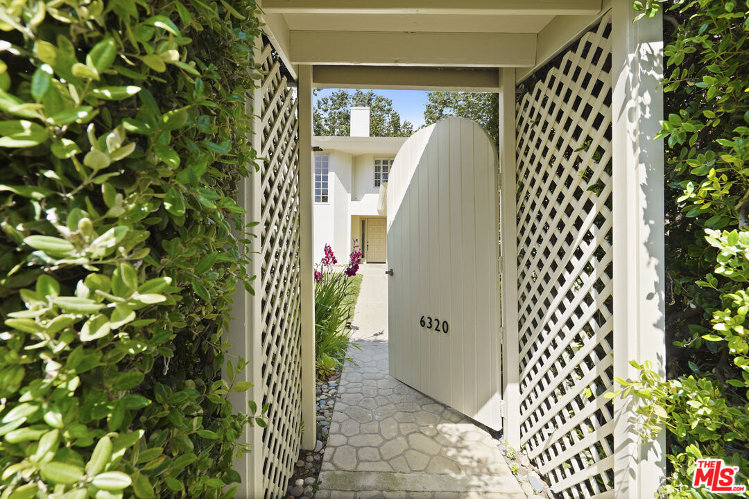 MLS #25559067 image #2