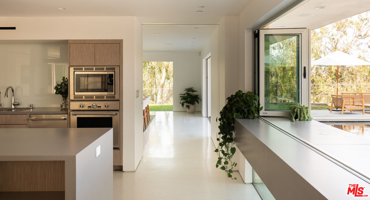 MLS #25559077 image #16