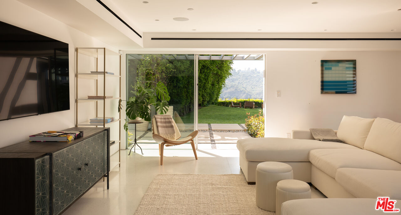 MLS #25559077 image #17