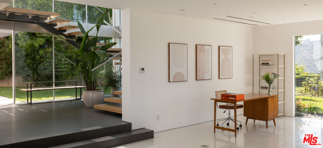 MLS #25559077 image #21