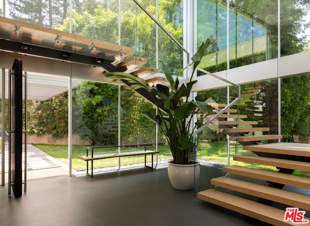 MLS #25559077 image #22