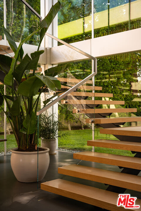 MLS #25559077 image #23