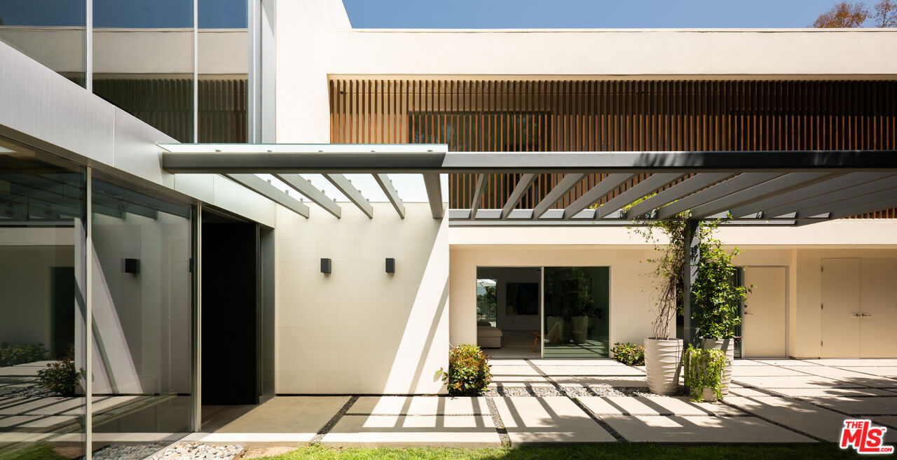 MLS #25559077 image #2