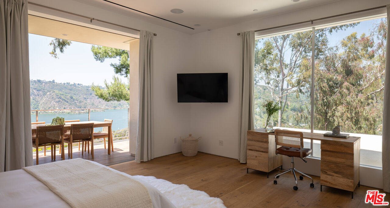 MLS #25559077 image #42