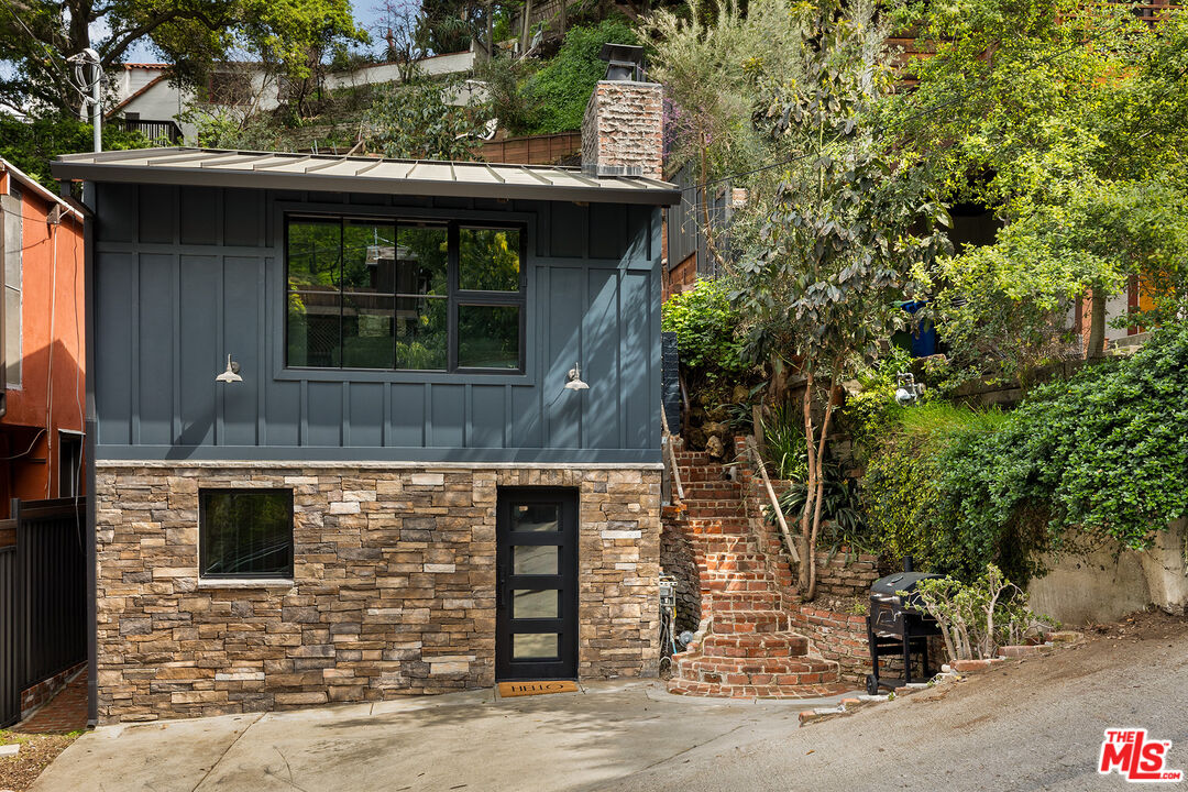 MLS #25559225 image #1