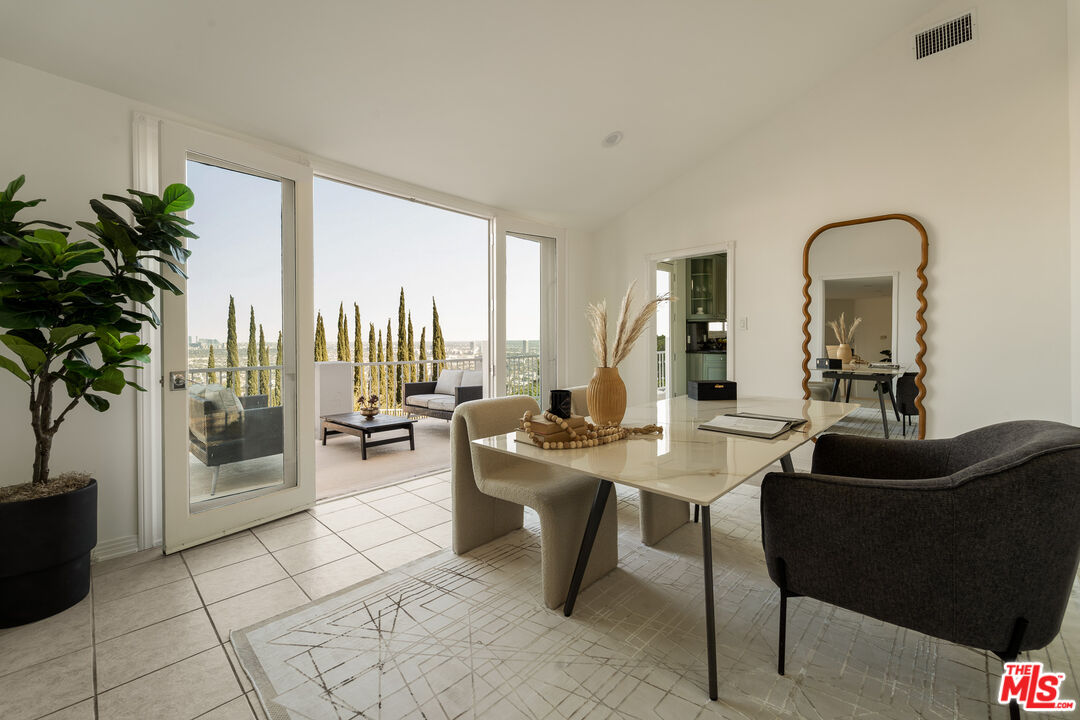 MLS #25559283 image #19