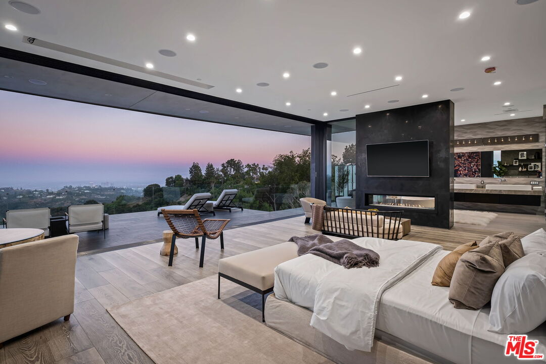 MLS #25559289 image #17