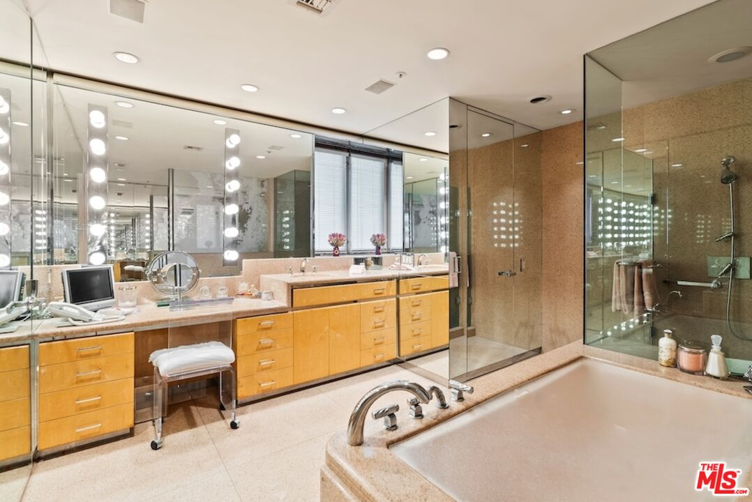 MLS #25559315 image #15