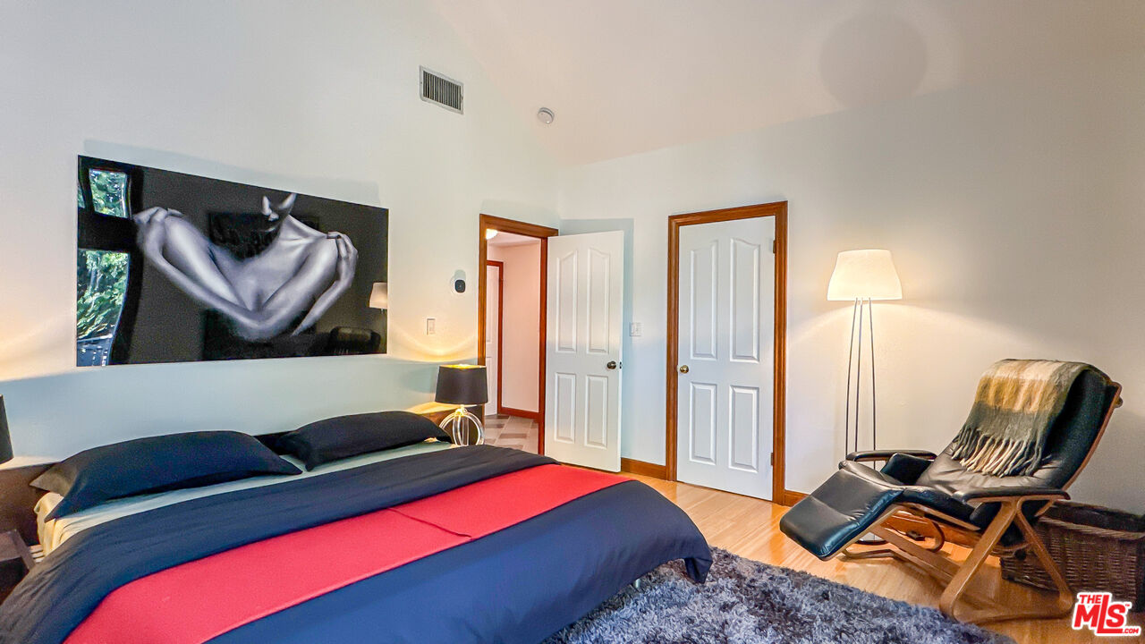 MLS #25559449 image #17