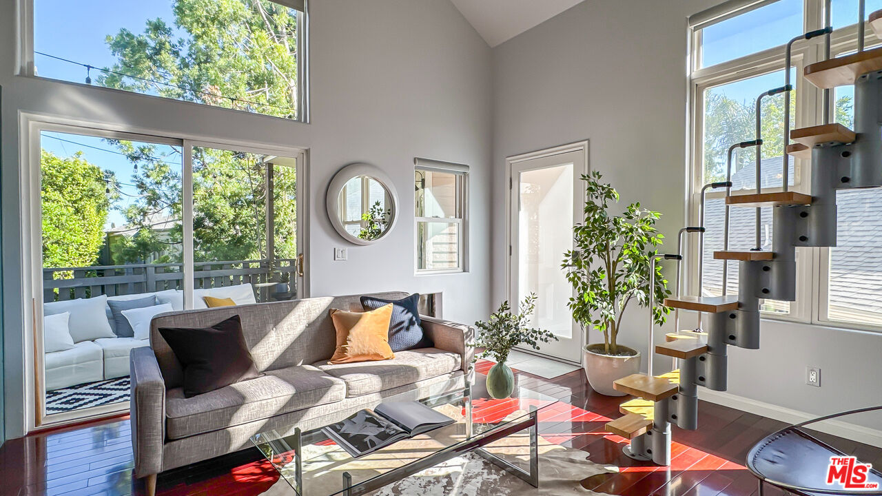 MLS #25559449 image #28