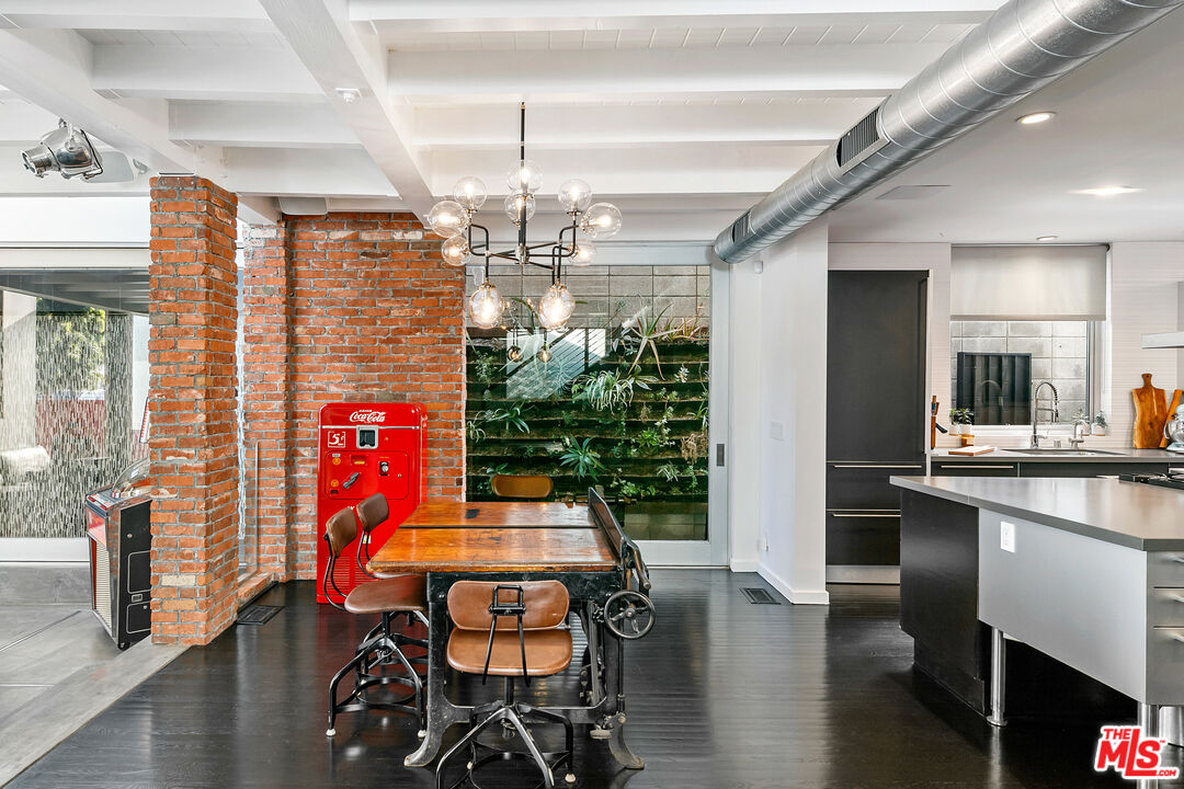 MLS #25559631 image #19