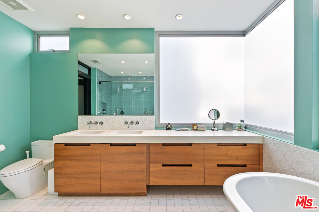 MLS #25559631 image #43