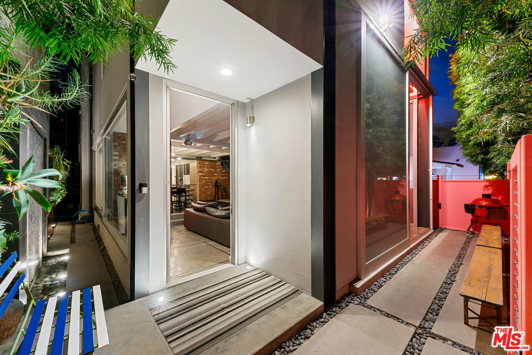 MLS #25559631 image #8