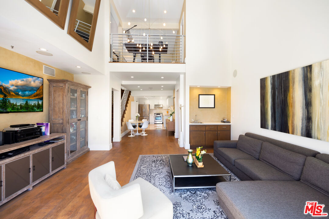 MLS #25559789 image #2