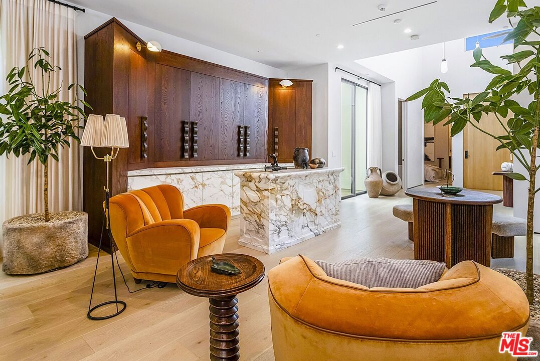 MLS #25560191 image #9