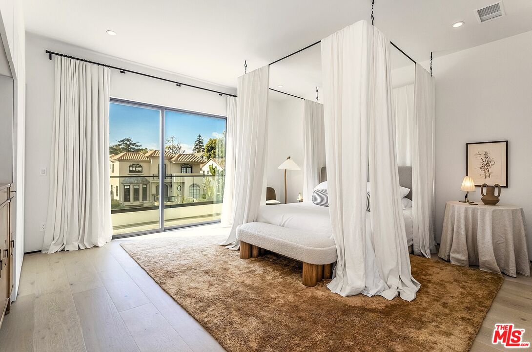 MLS #25560191 image #16