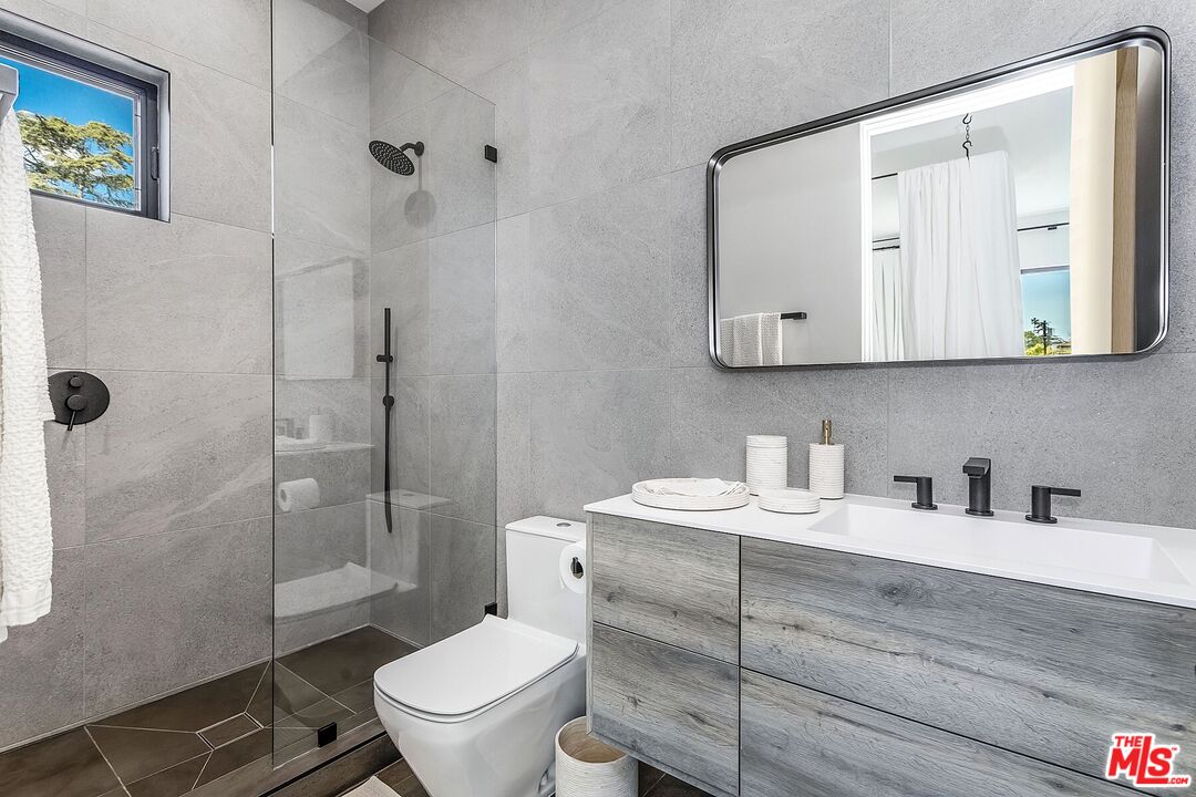 MLS #25560191 image #18