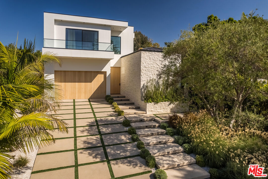 MLS #25560191 image #1