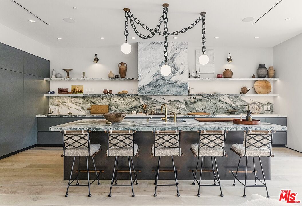 MLS #25560191 image #7