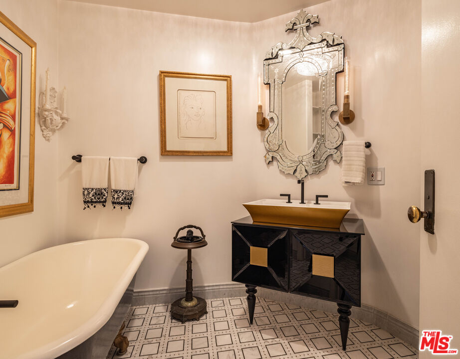 MLS #25560289 image #27