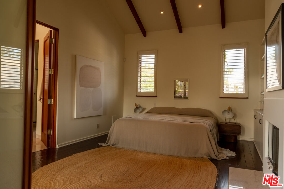 MLS #25560403 image #27