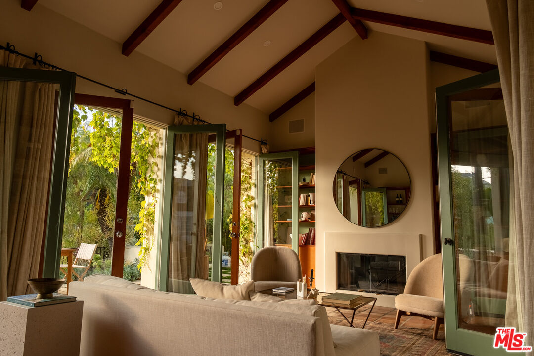 MLS #25560403 image #2