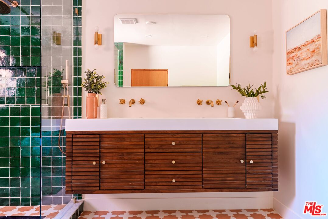 MLS #25560413 image #17