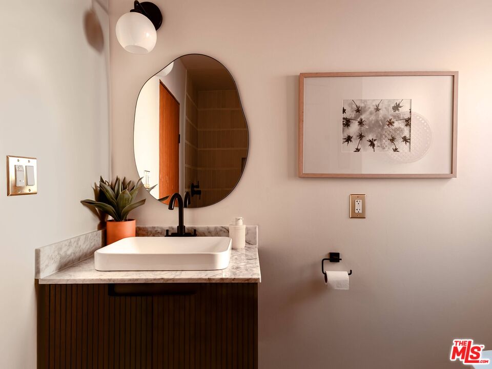 MLS #25560413 image #21