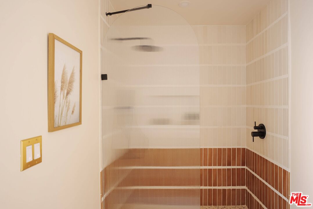 MLS #25560413 image #22