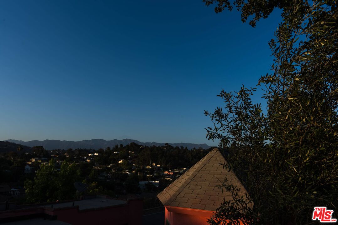 MLS #25560413 image #28