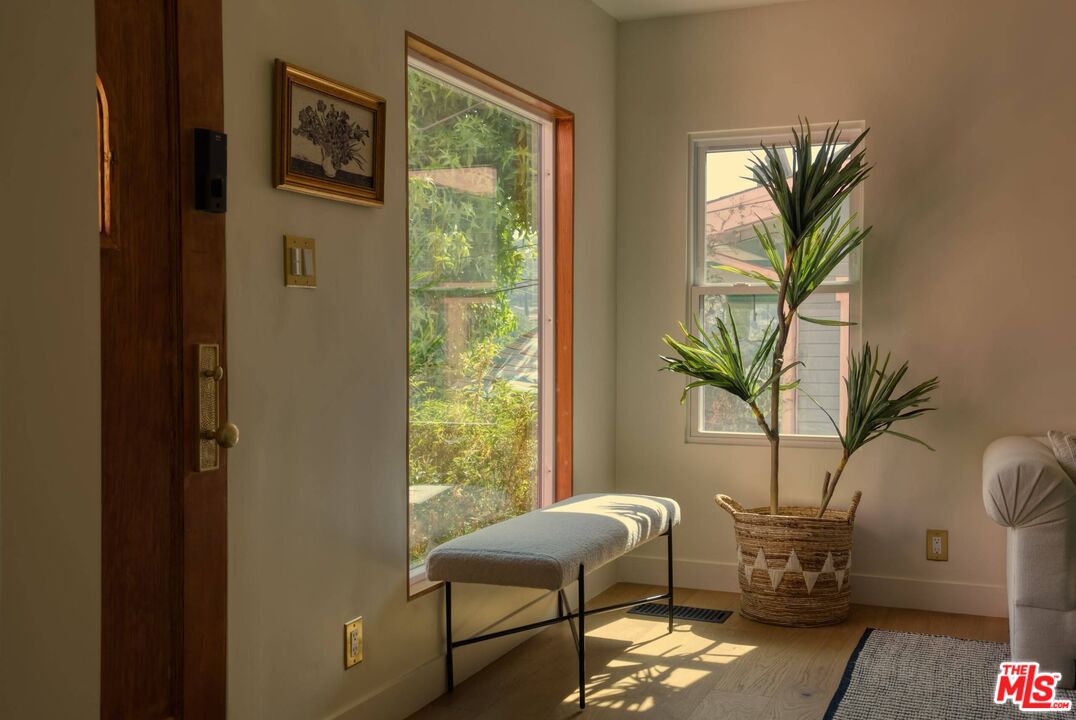 MLS #25560413 image #5