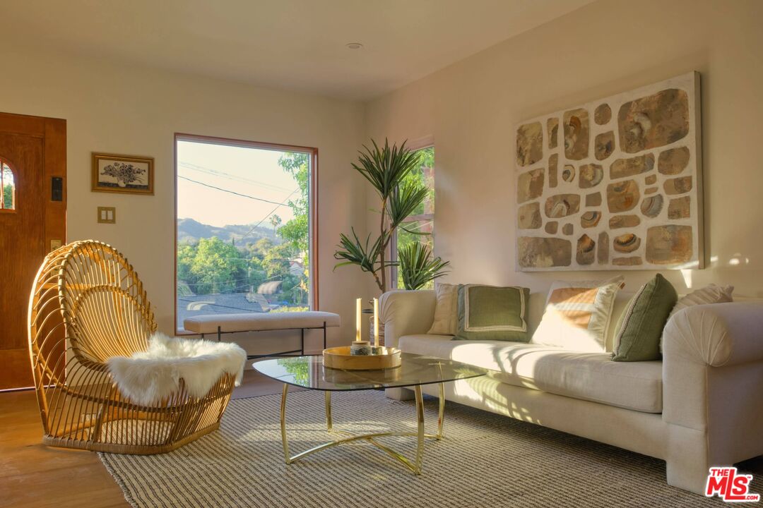 MLS #25560413 image #6