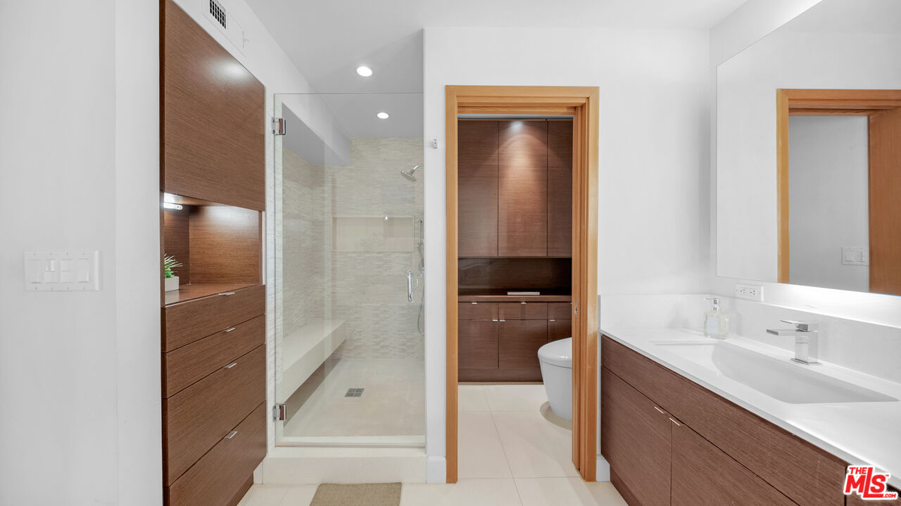 MLS #25560453 image #22