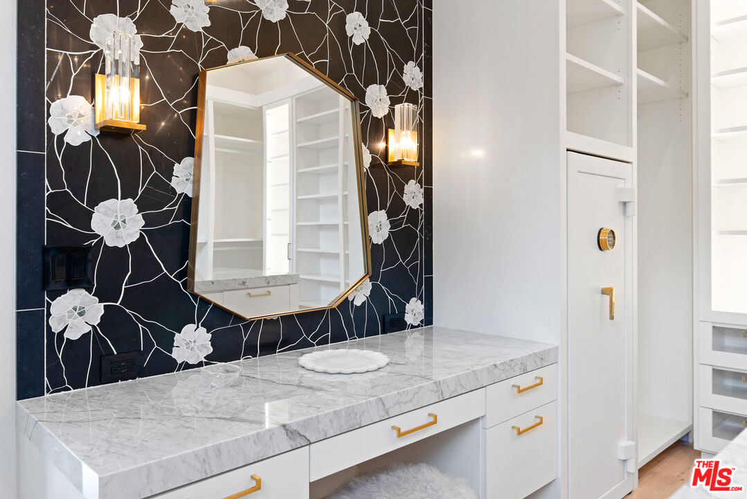 MLS #25560733 image #13