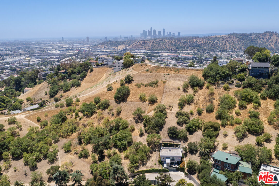 MLS #25560793 image #15