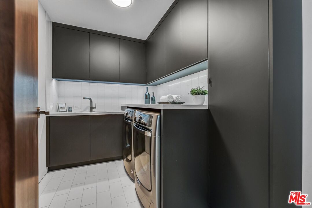 MLS #25560901 image #24