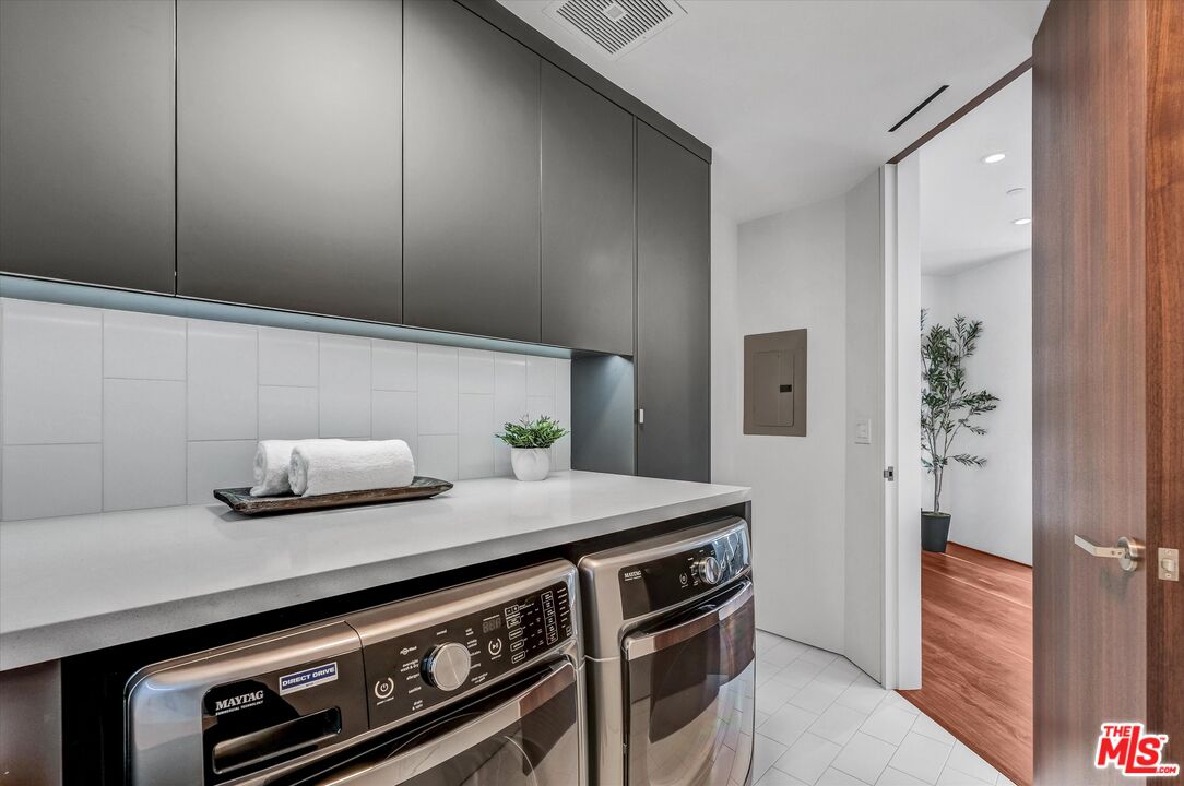 MLS #25560901 image #25