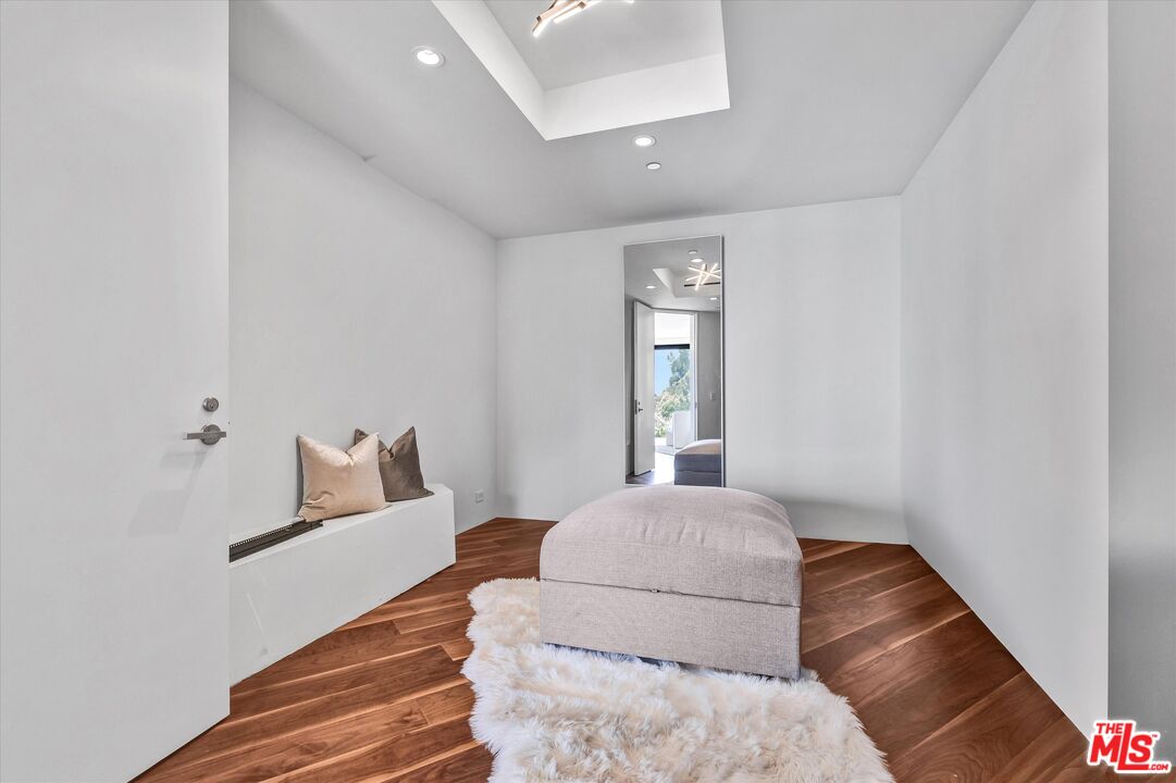 MLS #25560901 image #34