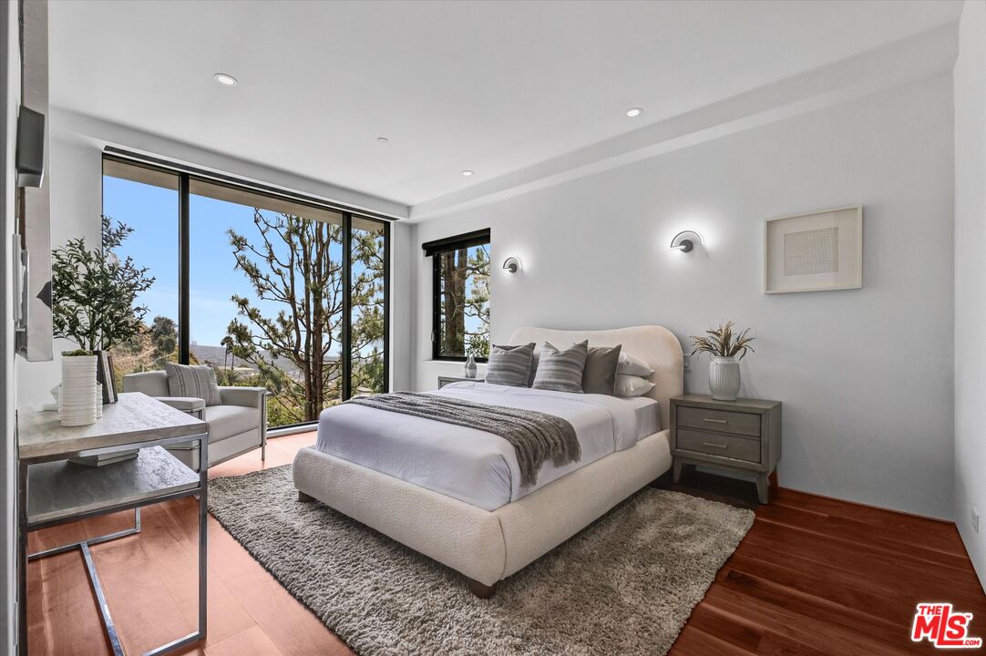 MLS #25560901 image #35